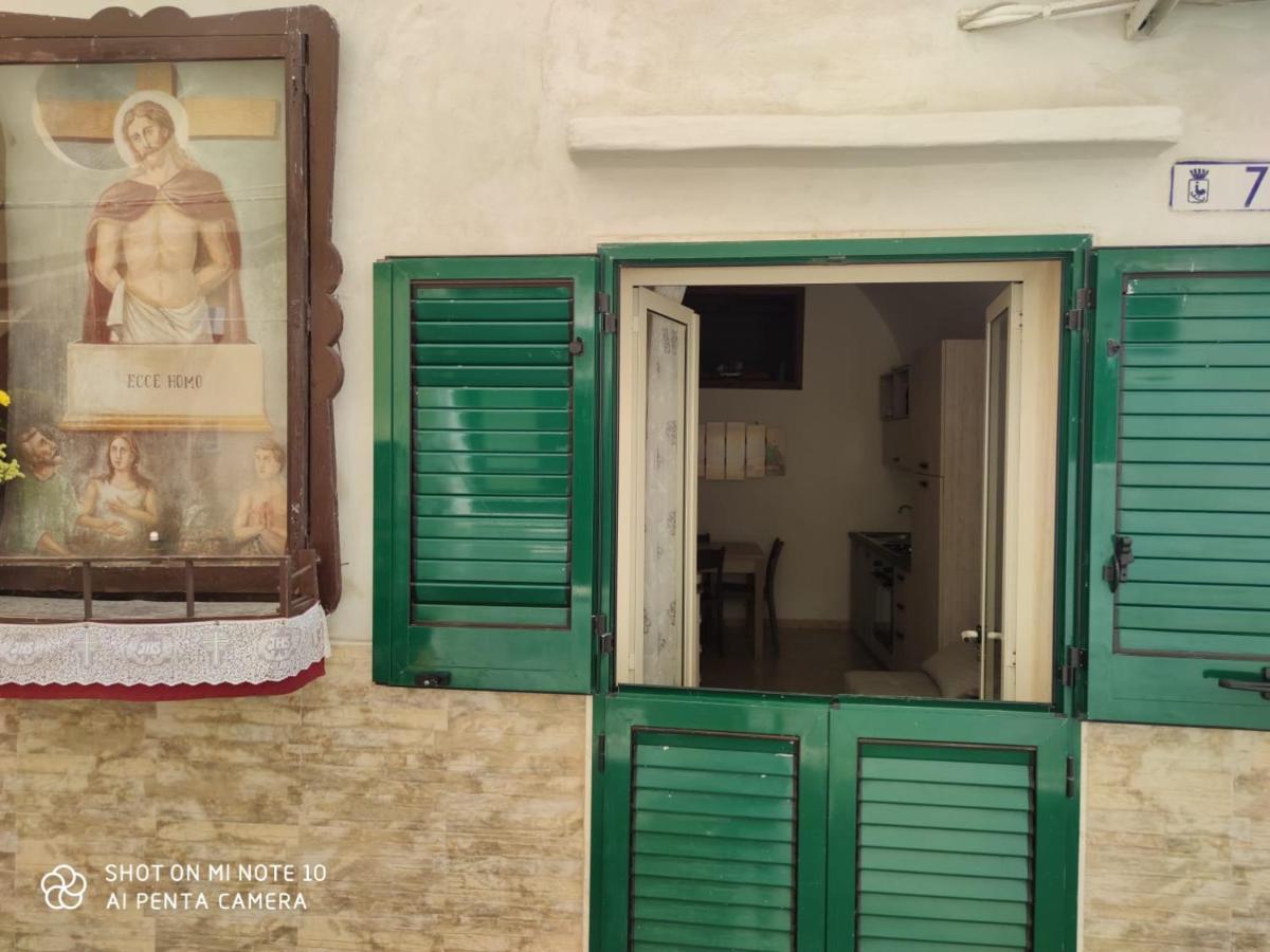 Ecce Homo Lägenhet Gallipolli Exteriör bild